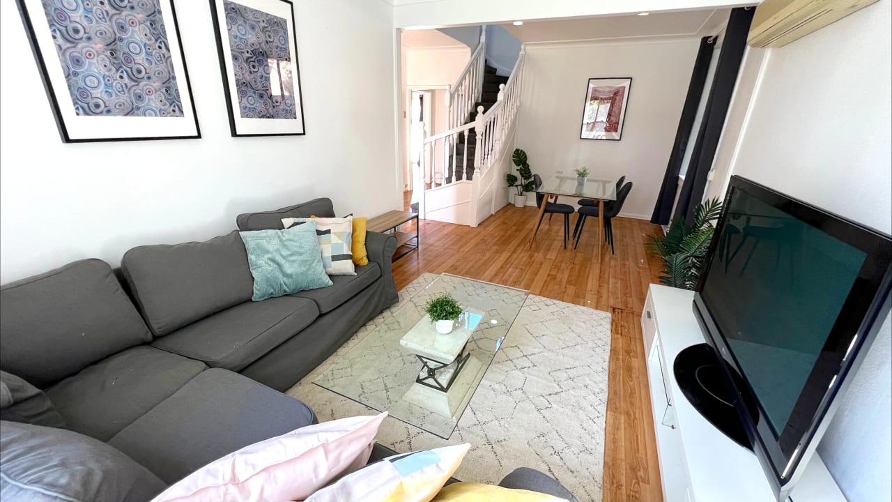 Room in a share house