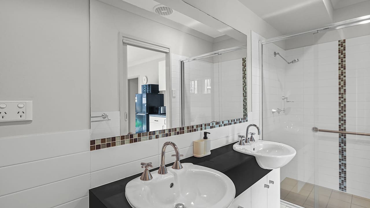 Furnished room with ensuite in a share house