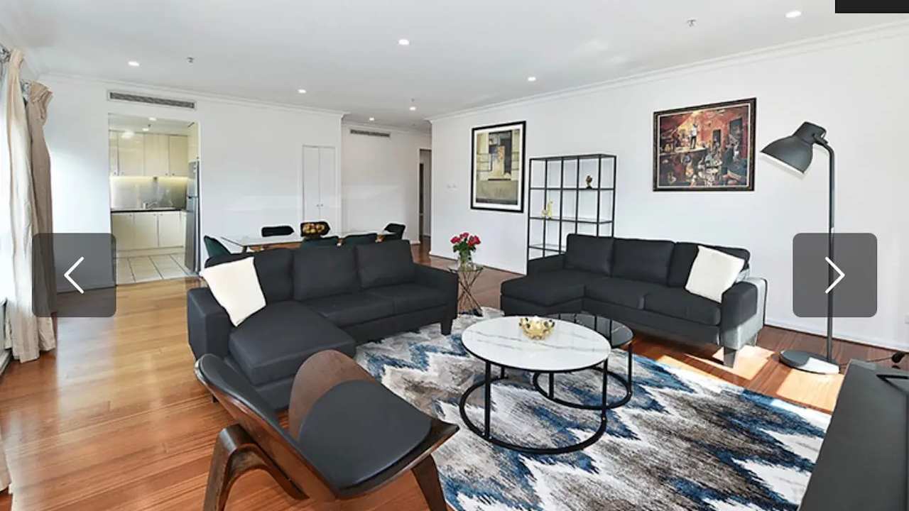 Furnished room in a flatshare