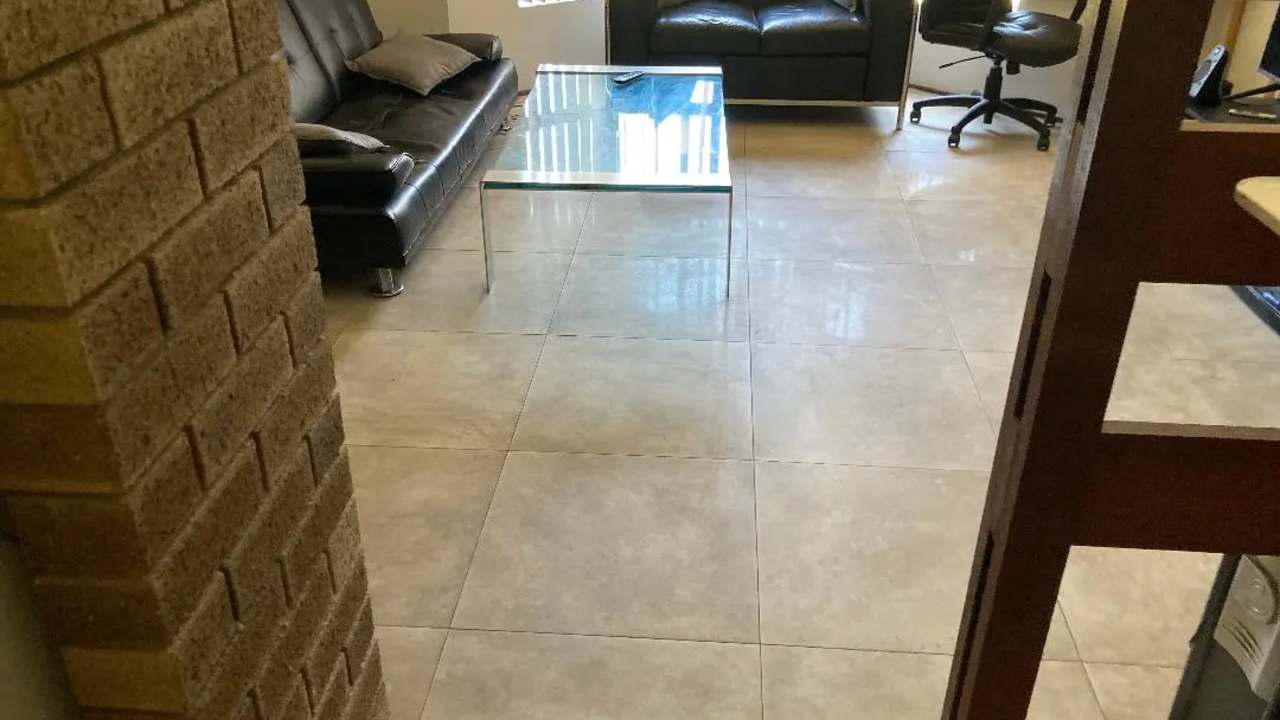 Room in a share house