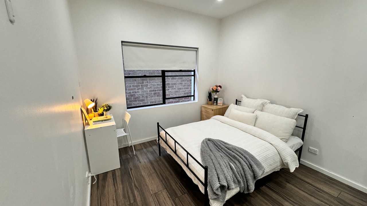 Furnished room in a share house