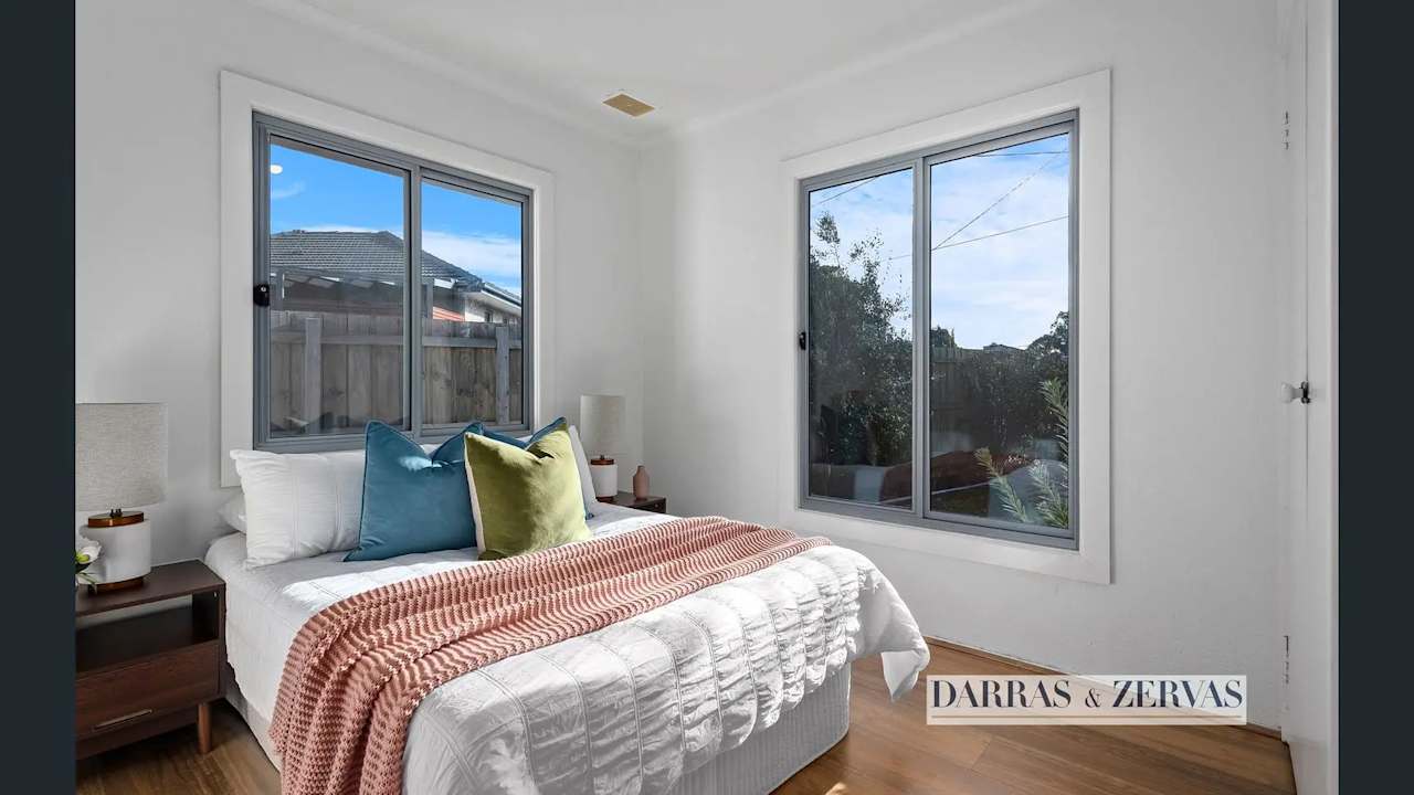 Room in a share house
