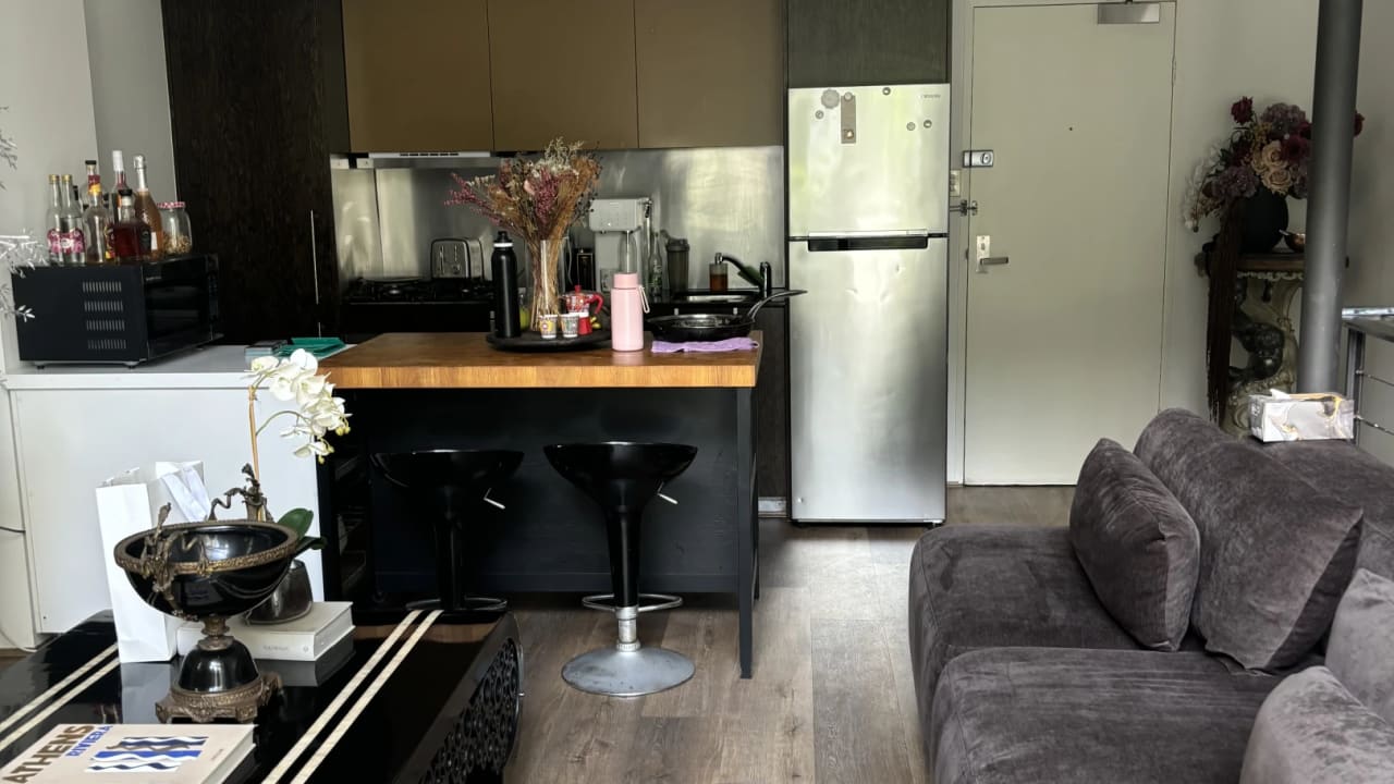 Furnished room with own bathroom