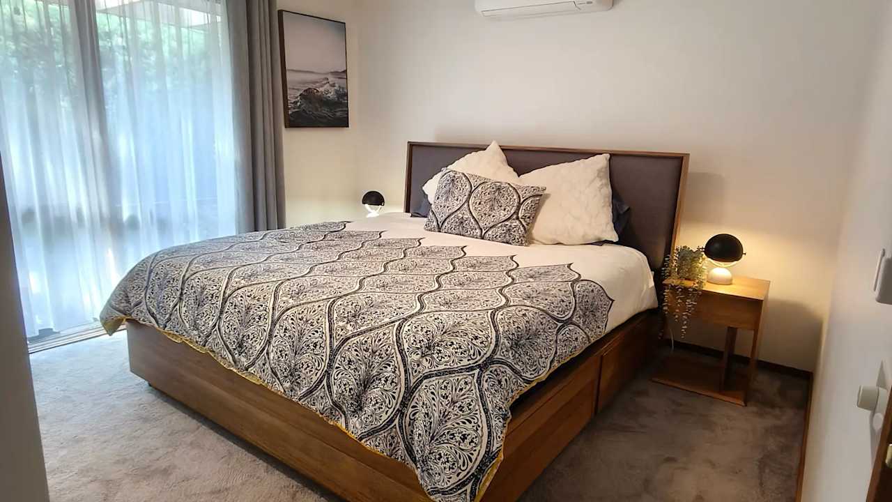 Room in a share house