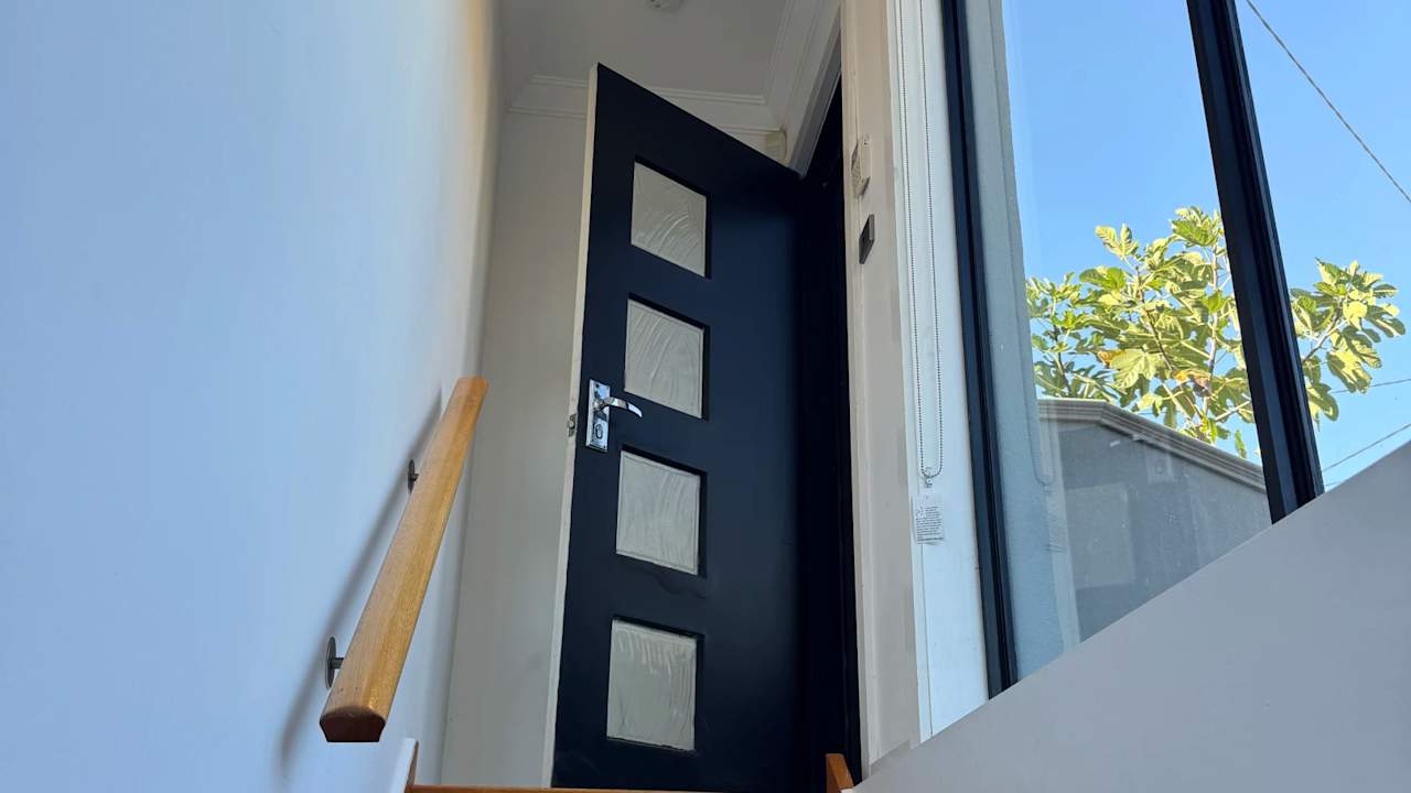 Furnished room studio flat for rent
