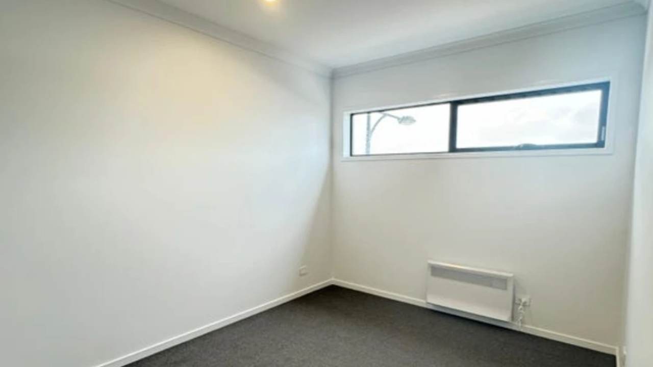 Room in a share house