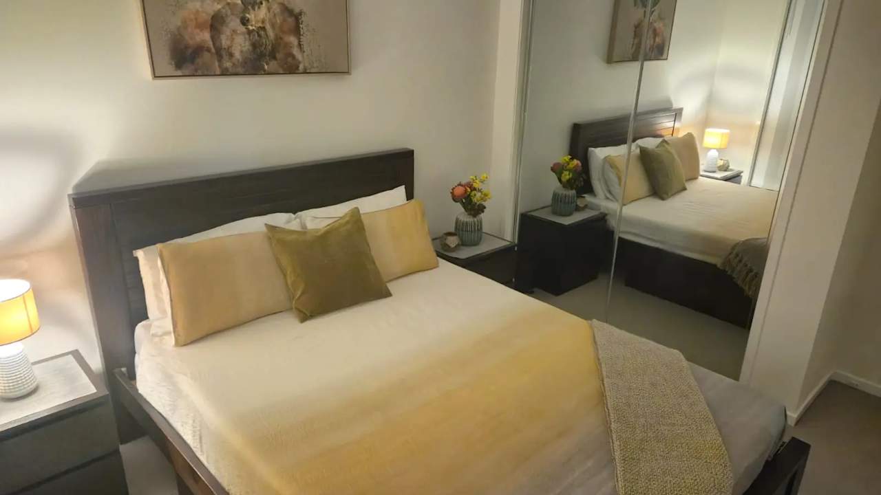 Furnished room with own bathroom