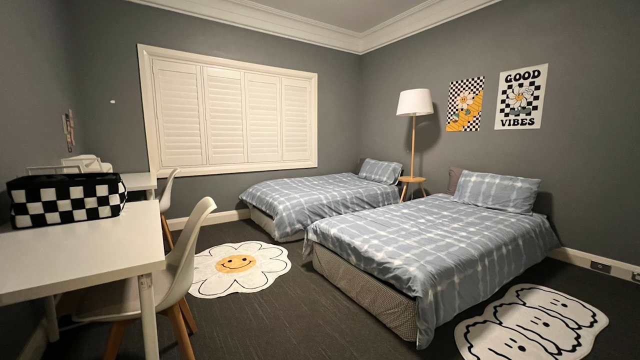Furnished room with own bathroom
