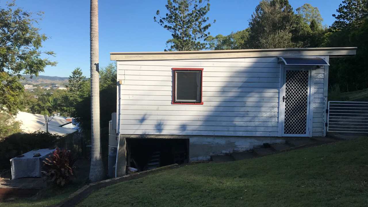 Furnished room studio flat for rent