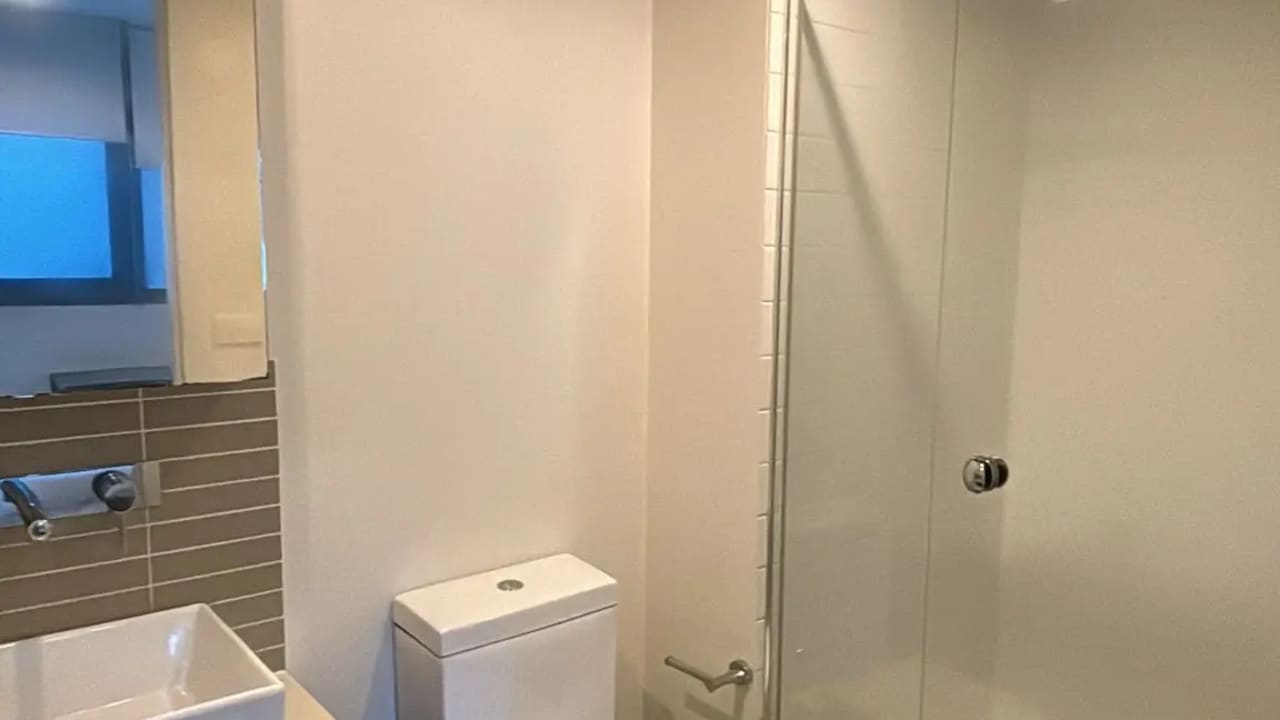 Whole property with 2 rooms for rent