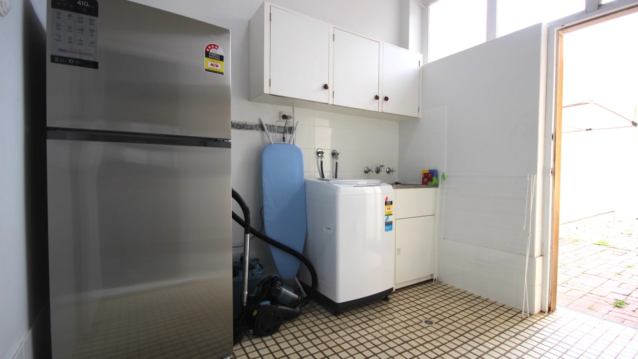 Furnished room in a share house