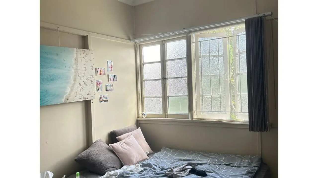 Unfurnished room in a share house