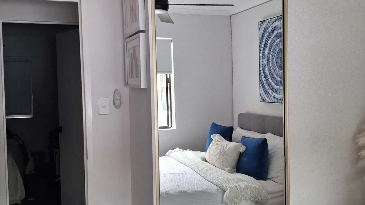 Furnished room in a flatshare