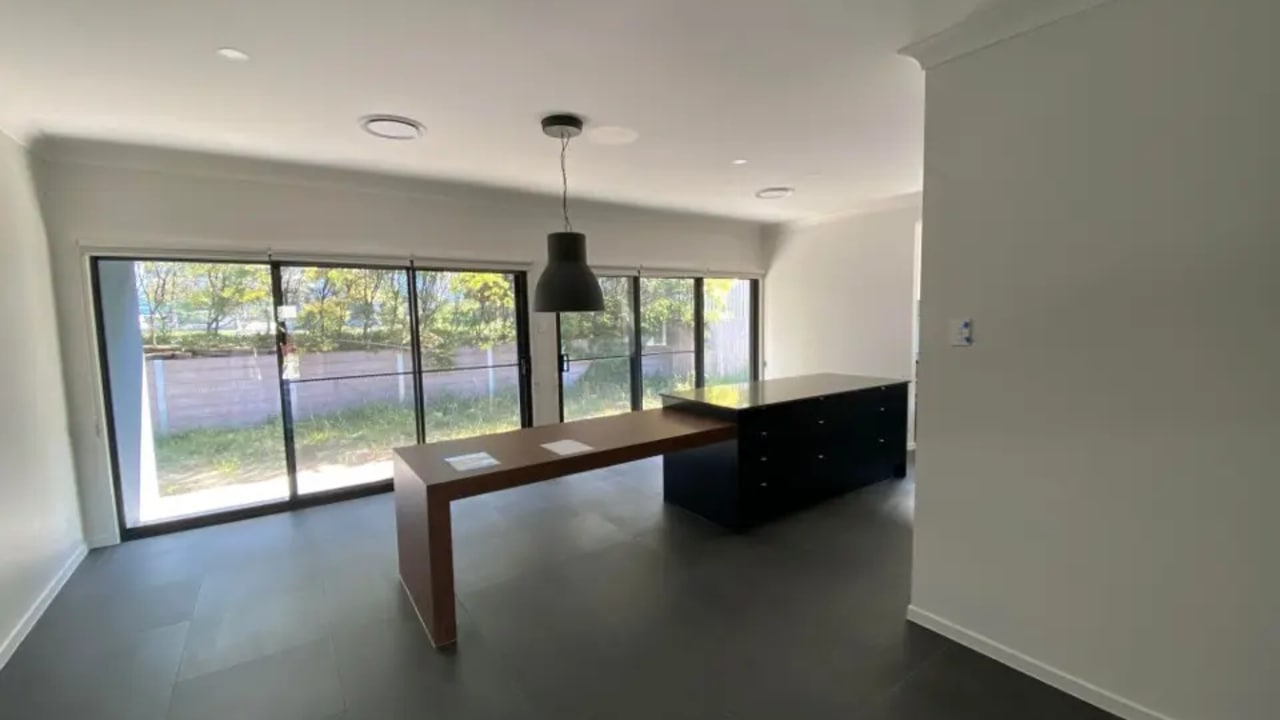 Room in a share house