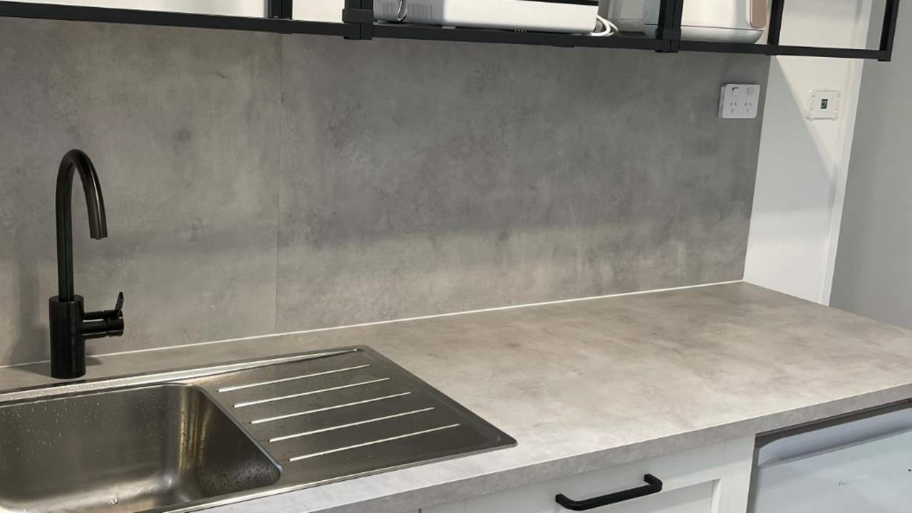 Furnished room studio flat for rent