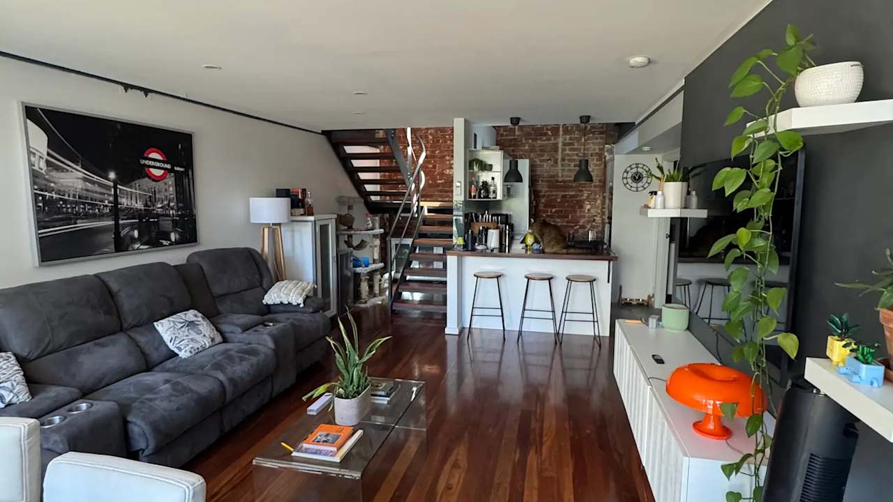 Furnished room with own bathroom