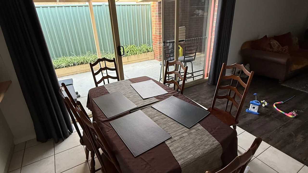 Room in a share house