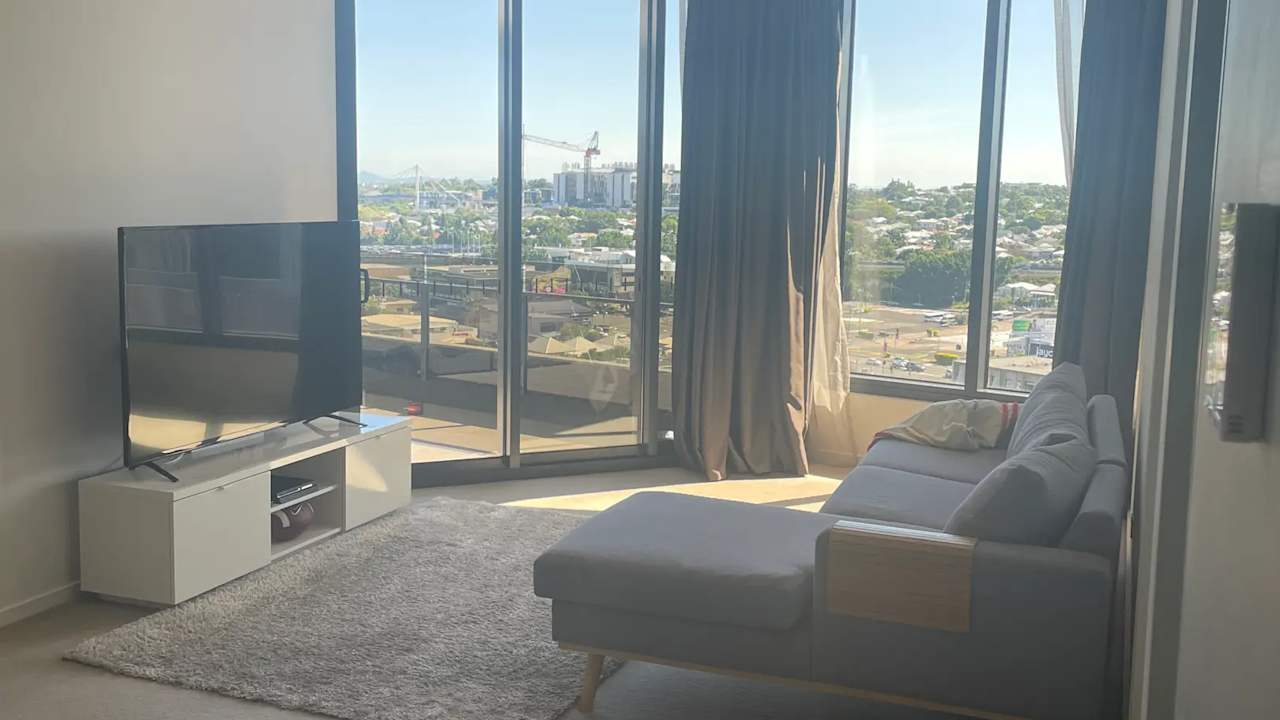 Furnished room in a flatshare