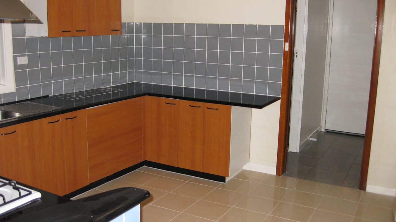 Whole property with 4 rooms for rent