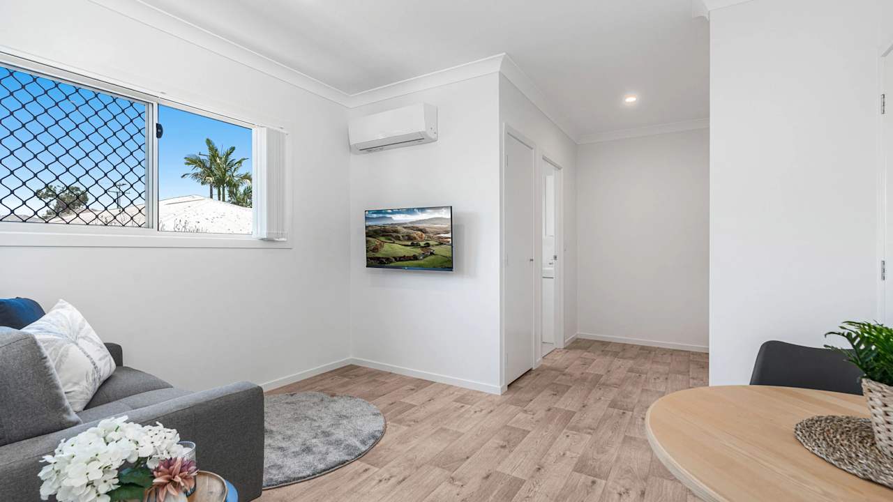 Furnished room studio flat for rent