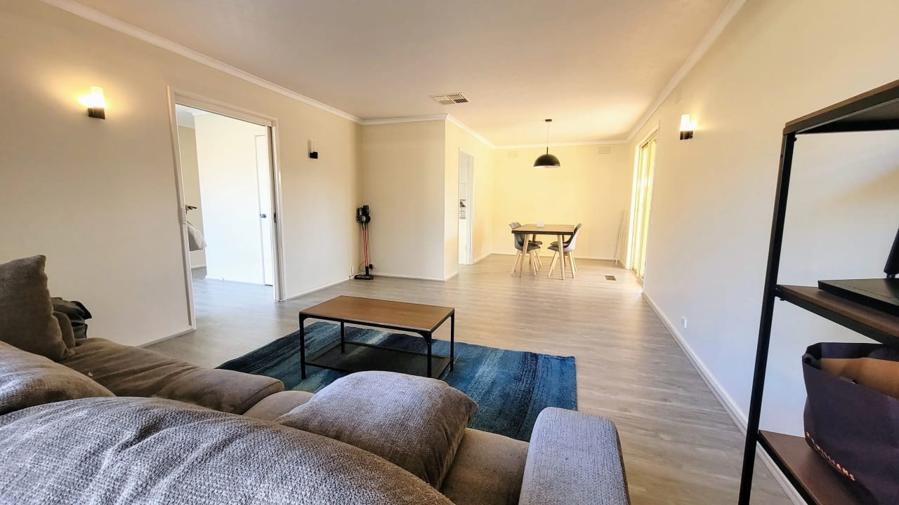 Room in a share house