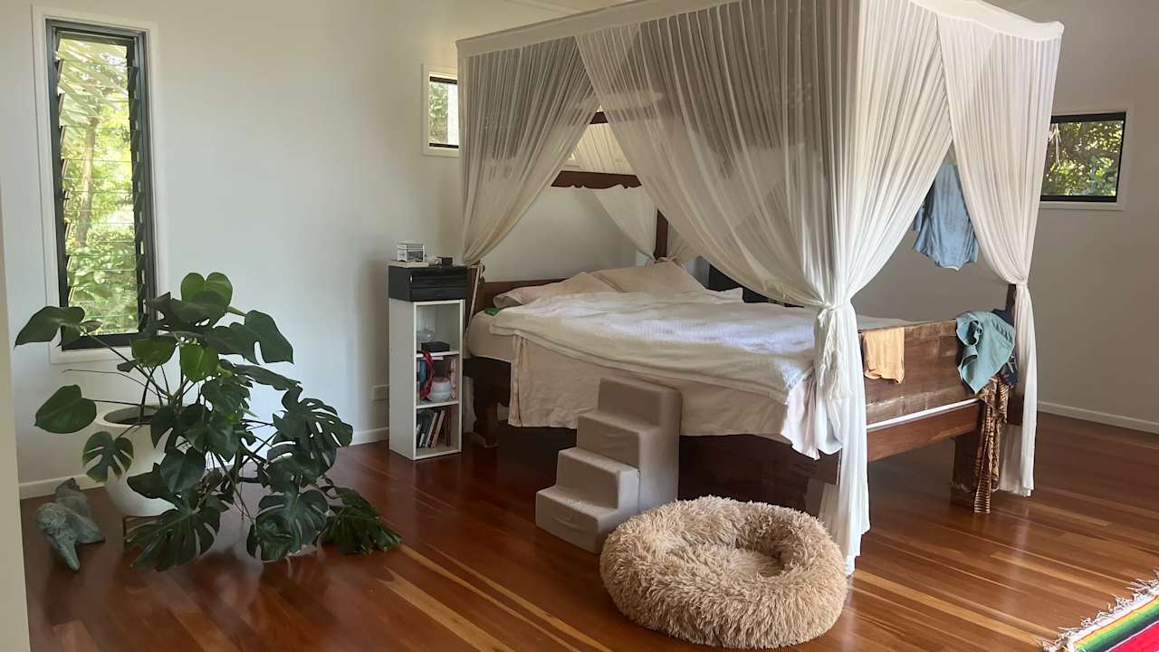 Furnished room with ensuite in a share house