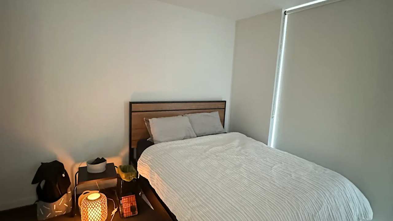 Furnished room with ensuite in a flatshare