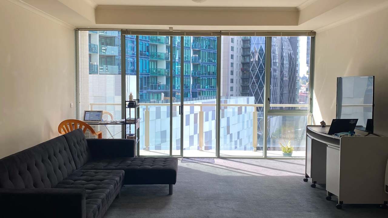 Furnished room in a flatshare