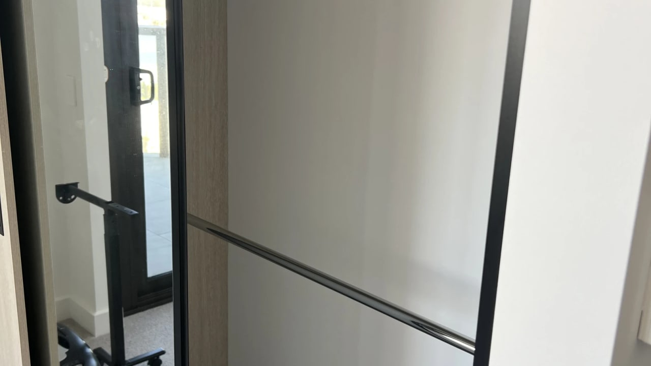 Furnished room with ensuite in a flatshare