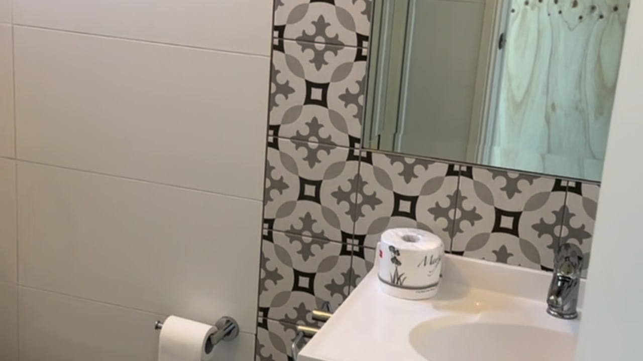 Room studio flat for rent