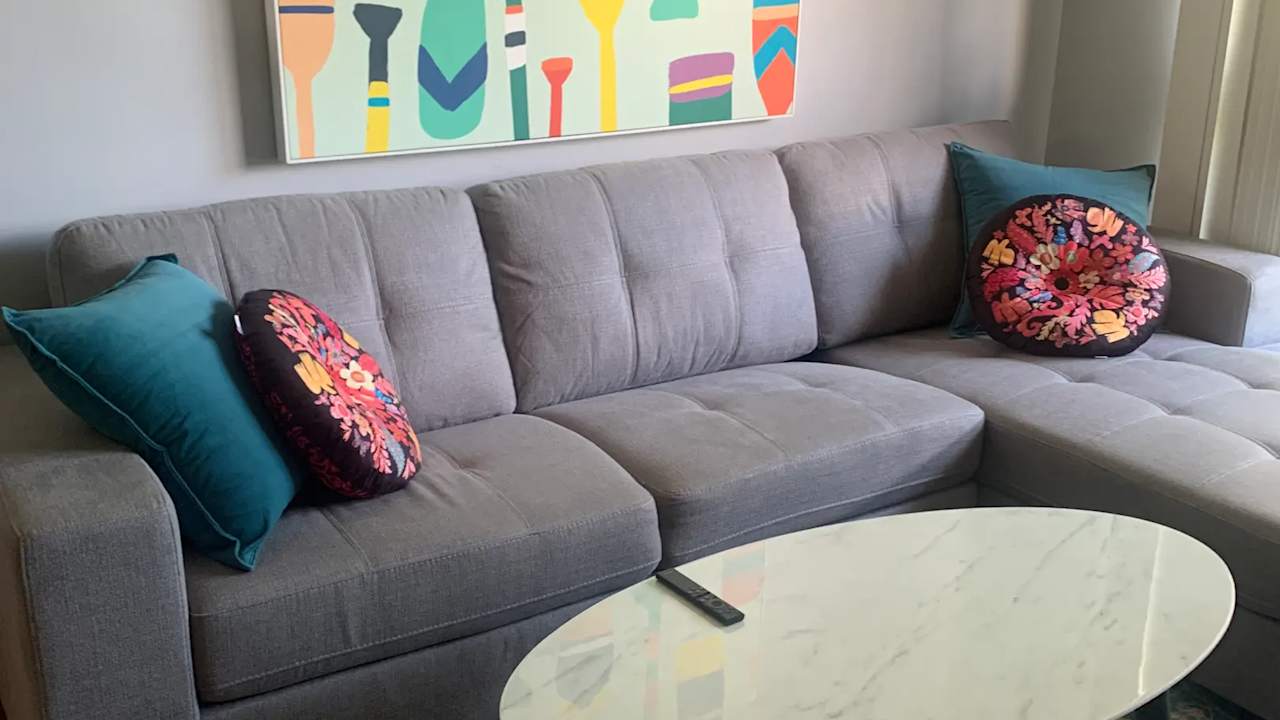 Furnished room in a flatshare