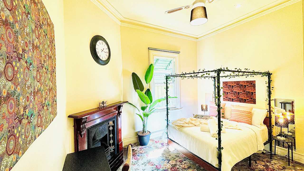 Furnished room in a share house