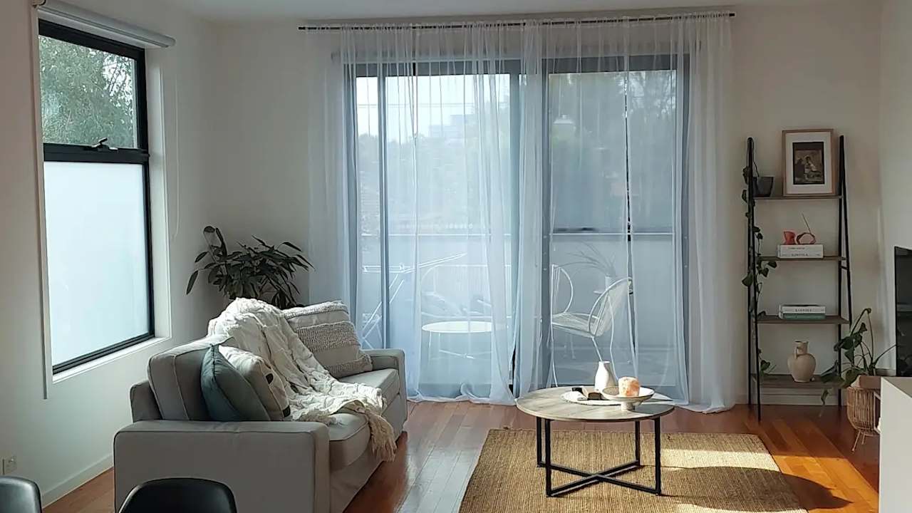 Unfurnished room in a share house