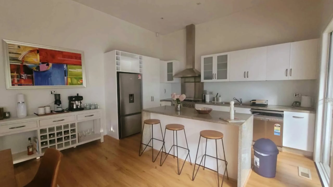 Unfurnished room in a share house