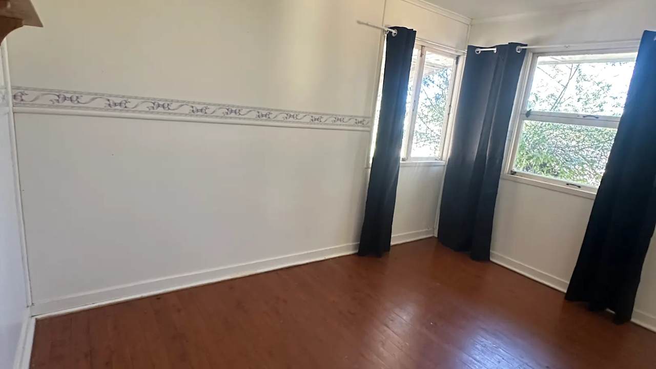 Unfurnished room in a share house
