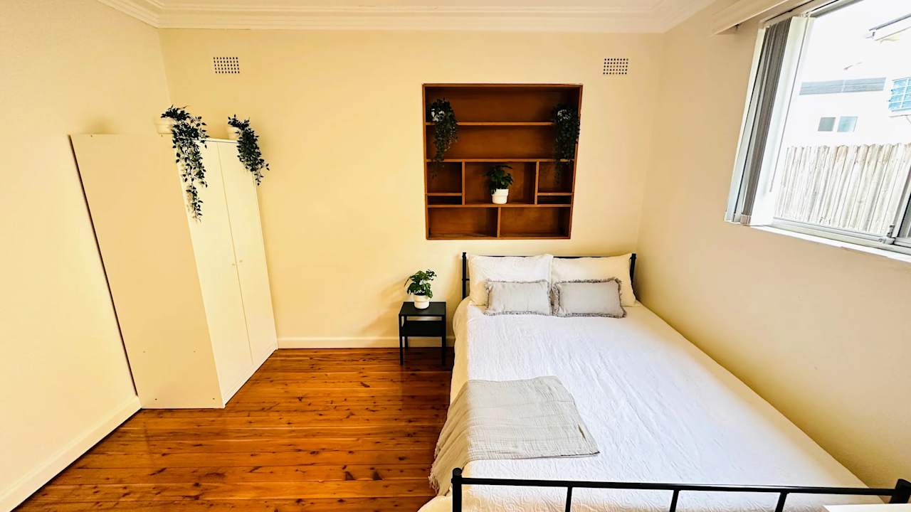 Furnished room in a share house