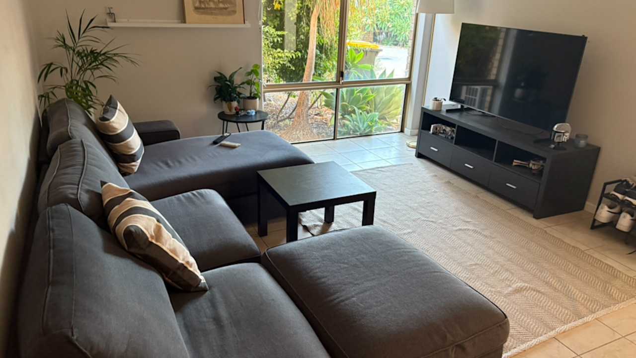 Room in a share house