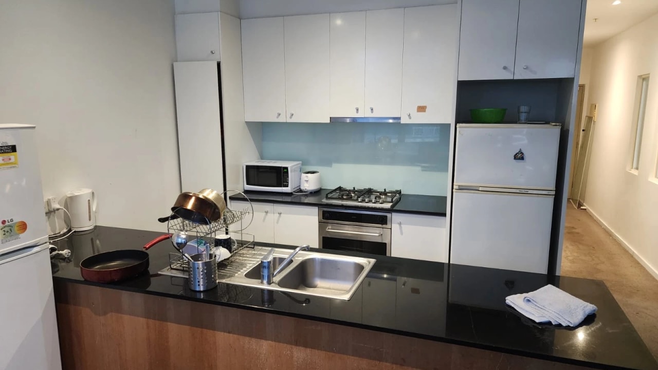 Furnished room in a flatshare