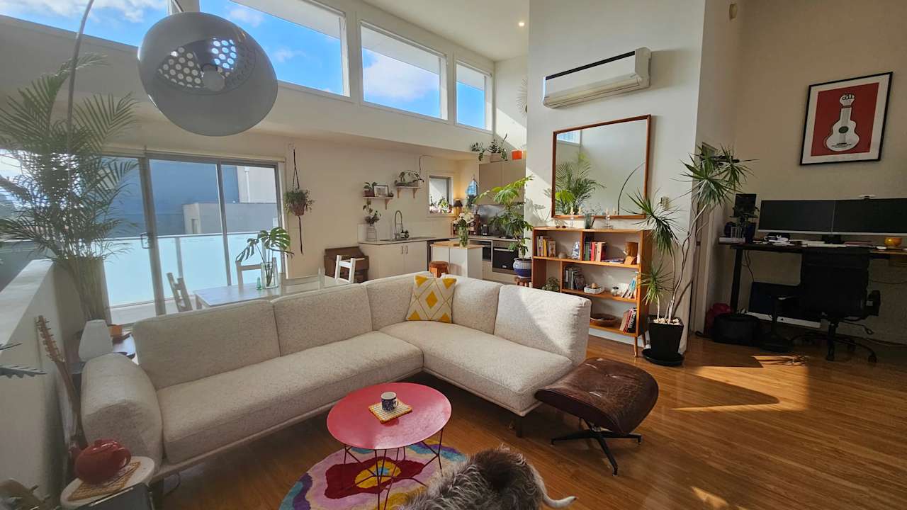 Furnished room in a share house