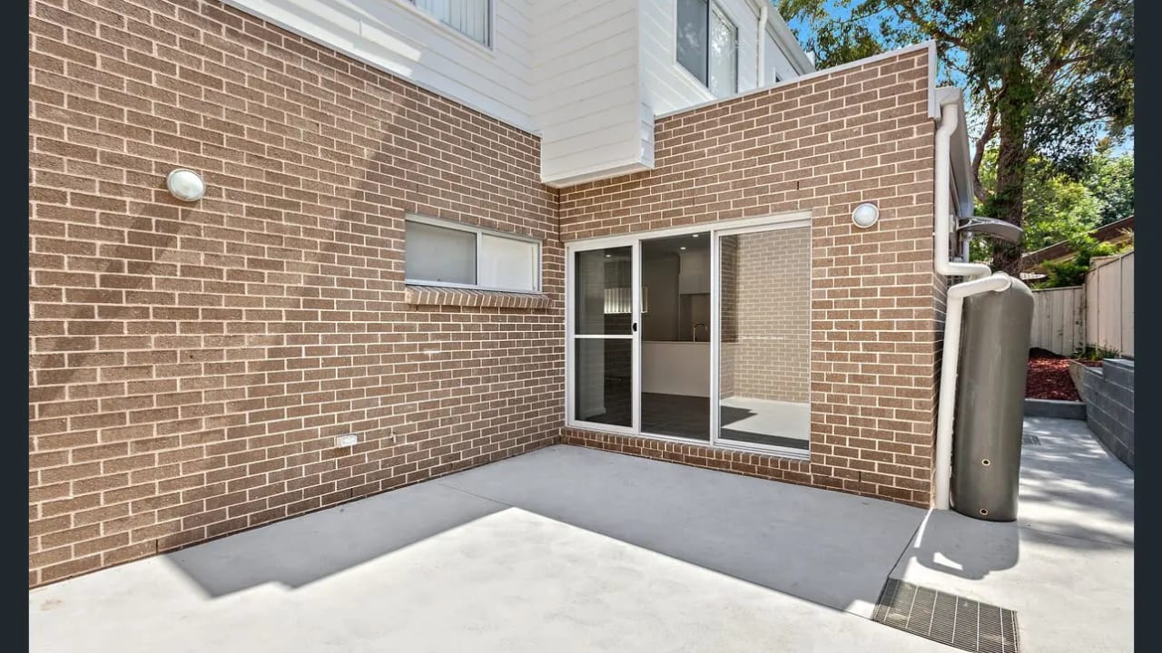 Room in a share house