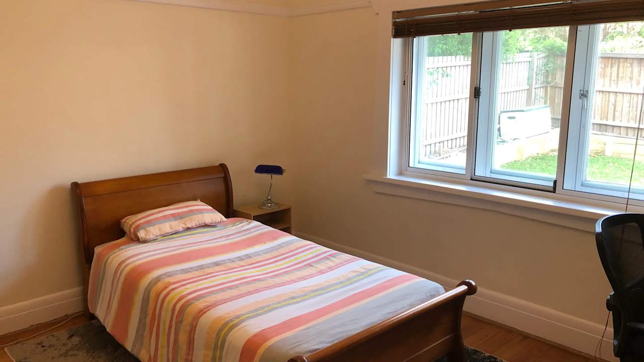 Furnished room in a share house