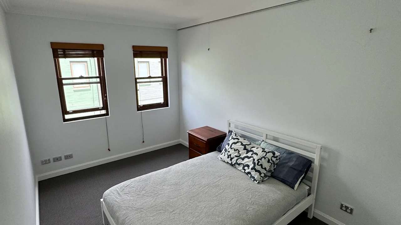 Furnished room in a share house