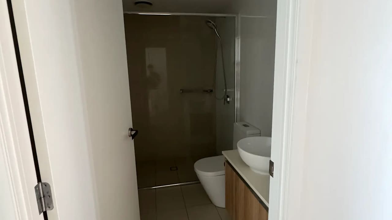 Furnished room with own bathroom