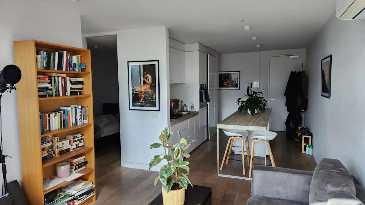 Furnished room in a flatshare