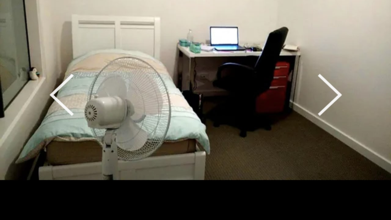 Furnished room in a share house
