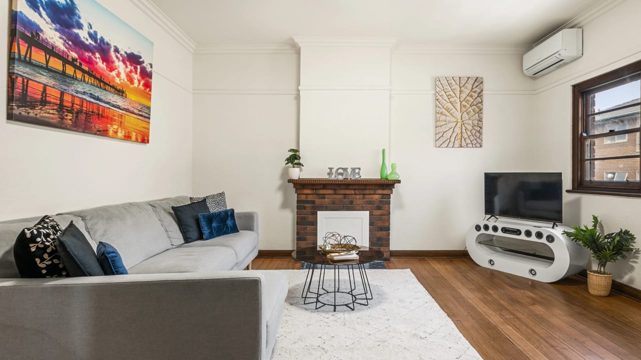 Whole property with 3 rooms for rent