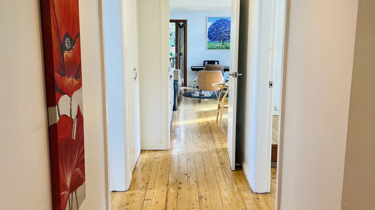 Furnished room in a share house