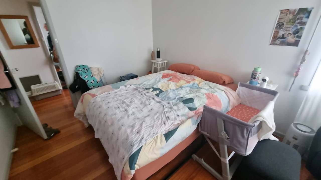 Unfurnished room in a share house