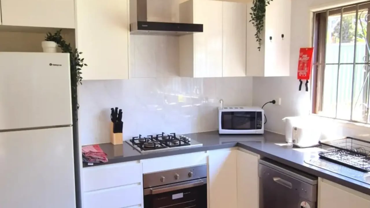 Furnished room in a share house