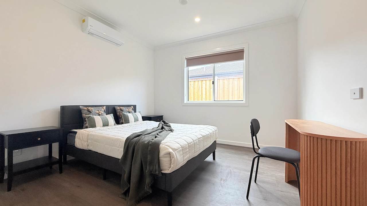 Furnished room with own bathroom